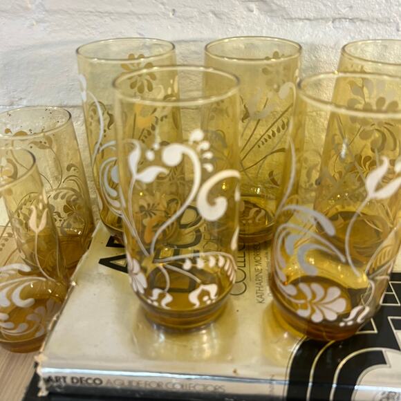 Libbey Vintage Drinking Glass Set | Mid-Century Floral Pattern | Set of 9 - Picture 4 of 5